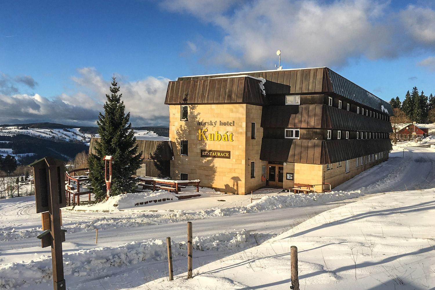 Horsky Hotel Kubat Benecko Exterior foto